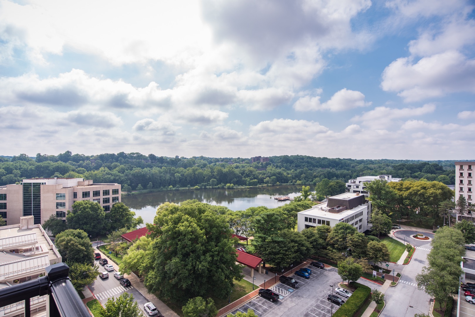 AT THE CENTER OF DOWNTOWN COLUMBIA